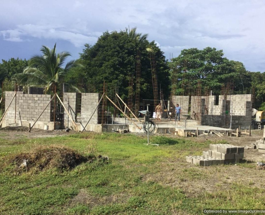 Cozy House - Tropical Homes Construction